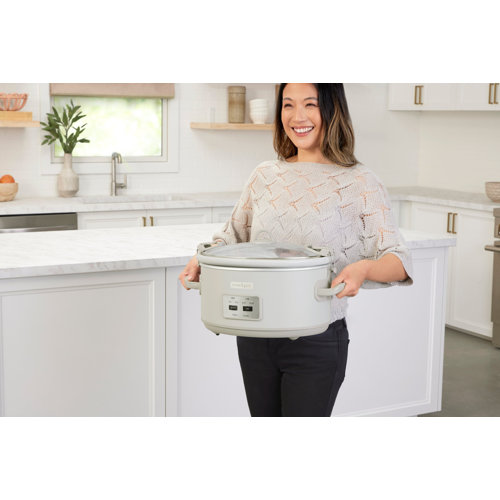 Crockpot Crockpot 7Quart Programmable Slow Cooker with Locking Lid